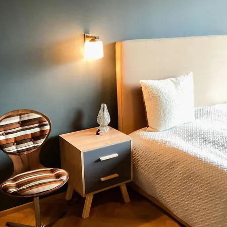 Arkitektens Hus Med Vintageklassikere Ved Floden Semesterbostad *