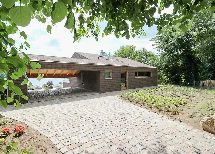 Architect House With Vintage Classics By River Vakantiehuis